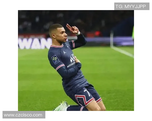 现役足球巨星盘点：全球顶尖球员表现与未来前景分析