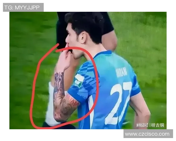 花臂足球明星的成长故事与赛场传奇：从街头到世界顶级联赛的精彩之路