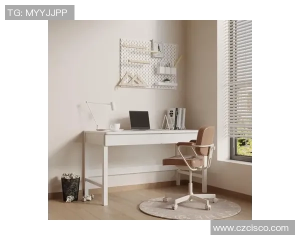 足球球星书桌摆件创意设计精选 激发办公空间活力与个性魅力